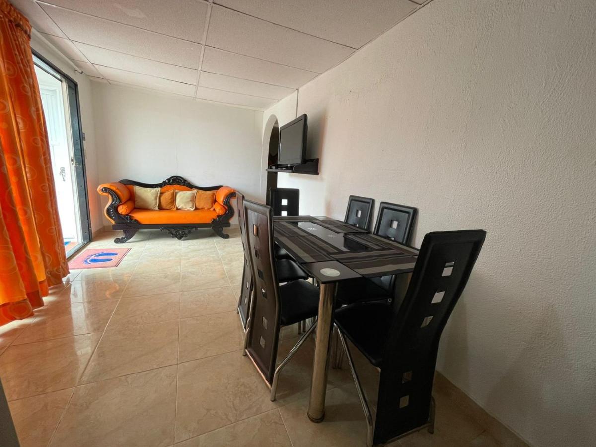 Apartamentos Chuchos Place ซานอันเดรส ภายนอก รูปภาพ